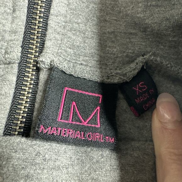 Material Girl Gray Ruffle Mini Skirt XS Zip Back Coquette Y2K Soft Girl Romantic - Picture 4 of 5